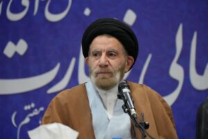 نماینده ولی فقیه در لرستان: شوراها نیازمند افراد خلاق و خدمتگزار هستند