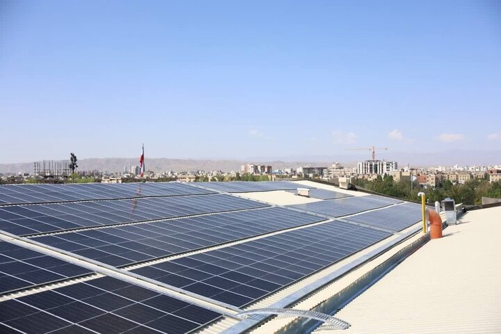 نیروگاه خورشیدی در اداره منابع طبیعی اصفهان بهره‌برداری شد
