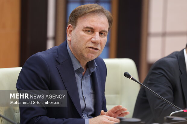 هشدار استاندار بوشهر درمورد آمادگی برای طوفان و سیلاب و کاهش دما