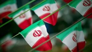 هویتی ملی و انقلابی تنها راه برون‌رفت از مشکلات است