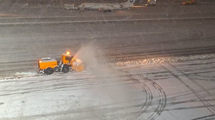 وضعیت عادی پروازها در فرودگاه برفی مشهد