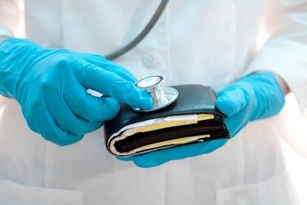 وقتی سلامتی پیش‌پرداخت می‌خواهد؛ زیرمیزی، واکاوی زخم پنهان نظام درمان