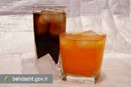 پاسخ علمی به یک باور؛ نوشابه های گازدار برای رفع تهوع مفیدند؟!