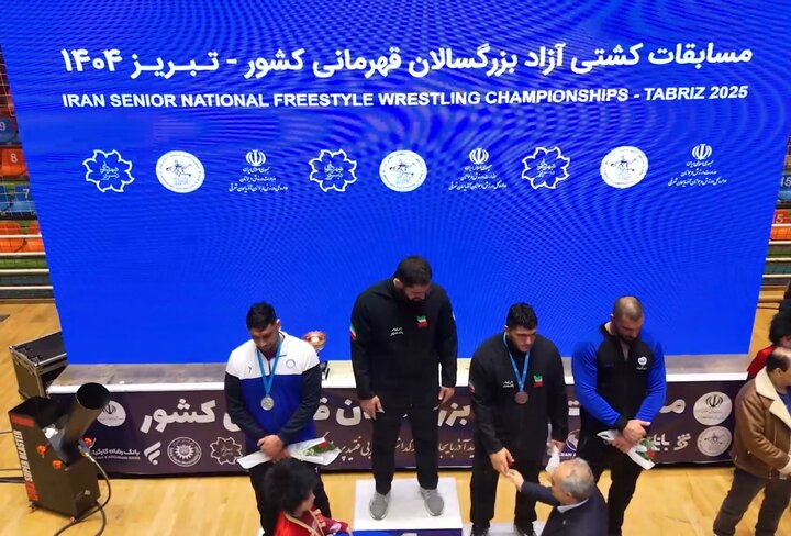 پایان مرحله اول انتخابی تیم ملی کشتی آزاد؛ قهرمانی مازندران در تبریز