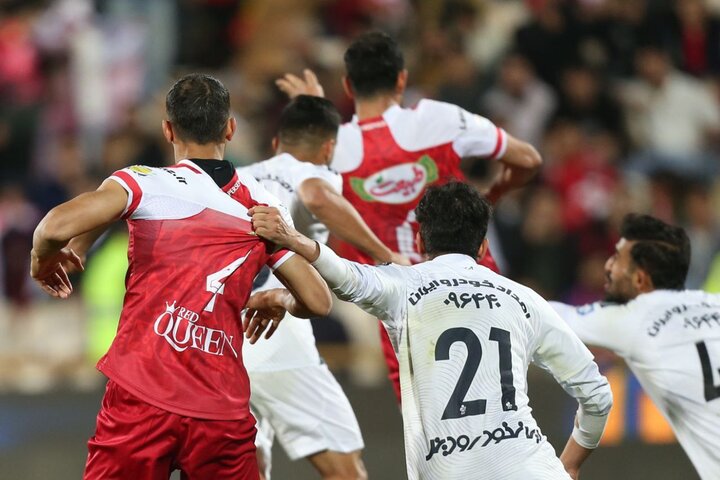 پرسپولیس به دنبال سبقت از پیکان/ تراکتور در اندیشه نزدیک شدن به صدر