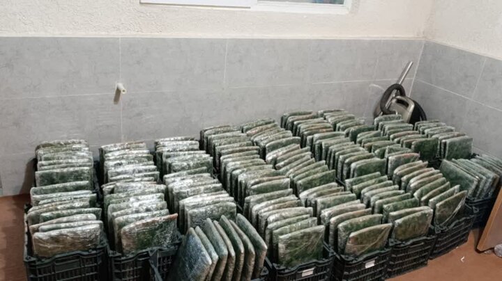 کشف ۱۲۹ کیلوگرم ماده مخدر گل در مرز آستارا