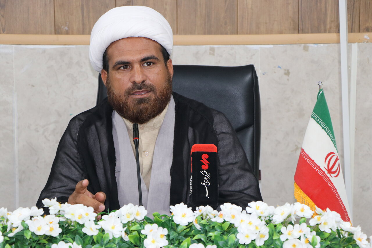 کیش؛ وقتی حاشیه جای توسعه را میگیرد کیش؛ وقتی حاشیه جای توسعه را میگیرد