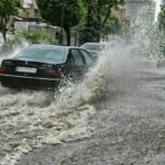 گزارش میدانی خبرنگار مهر از آبگرفتگی معابر بر اثر بارش باران در رودسر