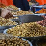 یلدا پشت در است؛ قیمت ها جلوتر ایستاده اند