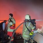 آتش‌سوزی گسترده در منطقه صنعتی جاده ساوه + تصاویر