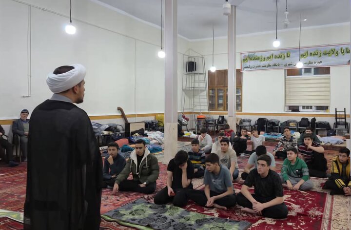 آغاز پرشور اعتکاف دانش‌آموزی در هشترود با حضور گسترده نوجوانان