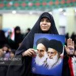 اجتماع بانوان در دفاع از حریم قرآن و ولایت در مسجد جمکران