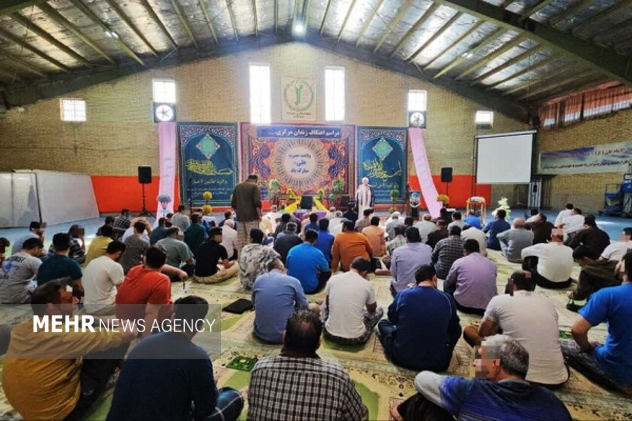 اعتکاف سیستان وبلوچستان؛ از حضور پرشور دانش‌آموزان تا شرکت ۱۰۰۰ زندانی