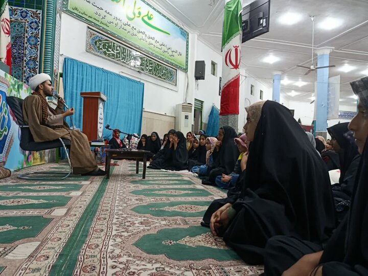 اعتکاف معنوی دختران نوجوانان در مسجد جامع شهرستان ریگان