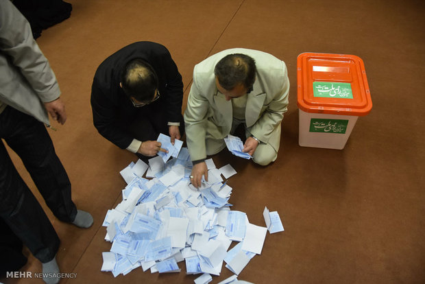 اعضای هیئت اجرایی انتخابات مجلس خبرگان رهبری در شادگان انتخاب شدند