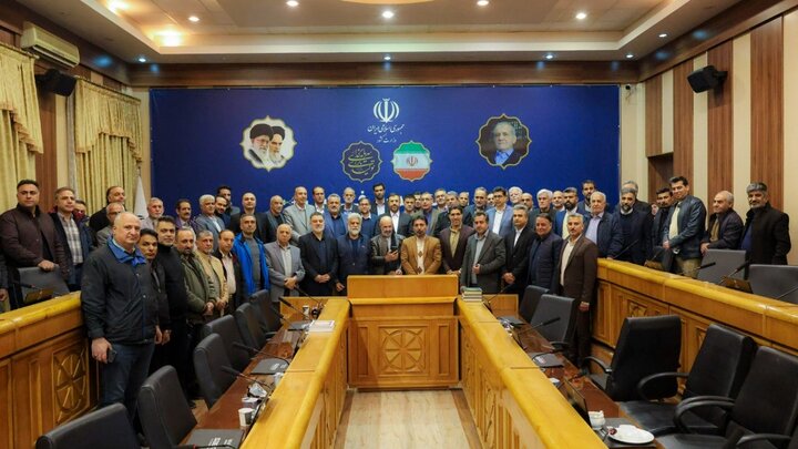 امیری: مسائل و مطالبات بازاریان شیراز با جدیت پیگیری می‌شود