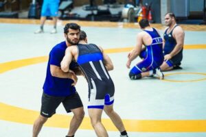 بازگشت علیرضا مهمدی روی تشک کشتی پس از ۴ ماه