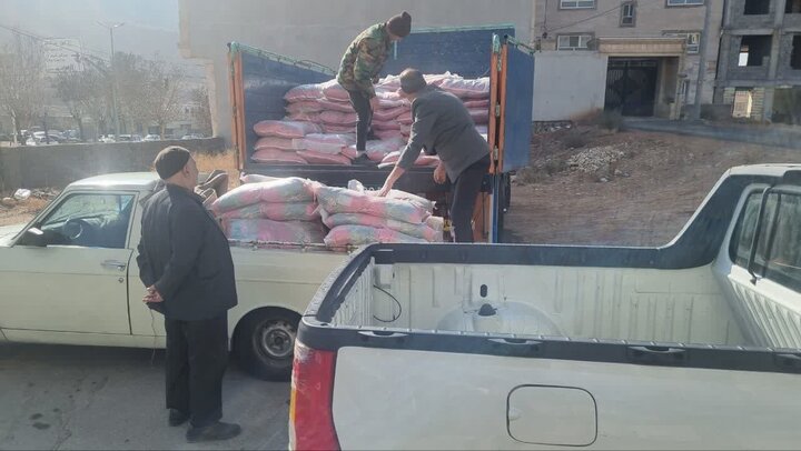 توزیع ۹ تن برنج وارداتی در مهدیشهر برای تنظیم بازار و تامین نیاز مردم