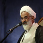 حاجی صادقی: رهبری و حضور مردم، معادلات دشمن را در اغتشاشات برهم زد