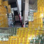 حدود ۳ تن روغن خوراکی احتکاری در شاهین شهر کشف شد