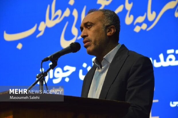 خادمی: جوانان و پدران، سرمایه‌های اصلی حکمرانی در هرمزگان هستند