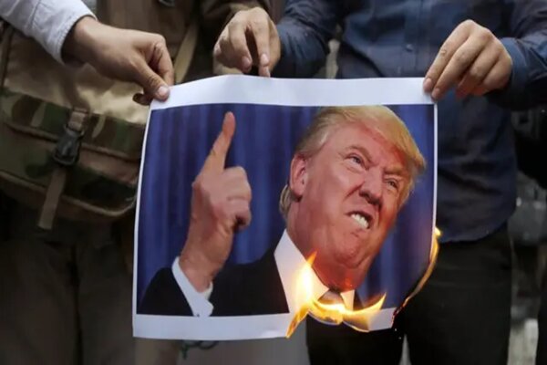 «دلسوزی یا فریب؟»؛ چرا ترامپ از اعتراضات اقتصادی بهره‌برداری می کند؟