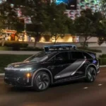 رونمایی از لوکس‌ترین تاکسی اینترنتی رباتیک + عکس