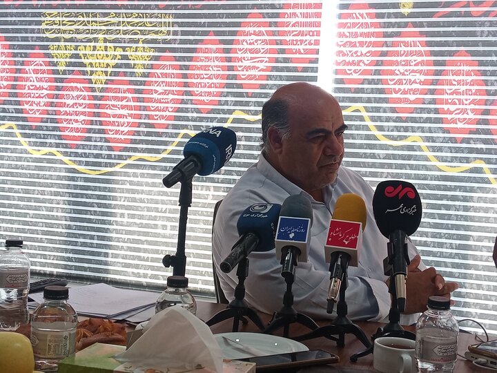 سرریز شدن سد تنگ حمام قصرشیرین در پی بارش‌های اخیر