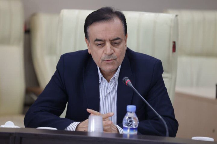 شهردار بندر بوشهر: شهرداران پل ارتباطی دولت و شوراها هستند