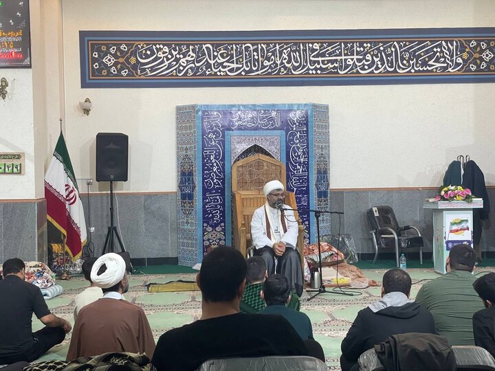 صالحی‌نژاد: امتحان شیعه در زمان غیبت سخت‌تر از ادعاهای زبانی است