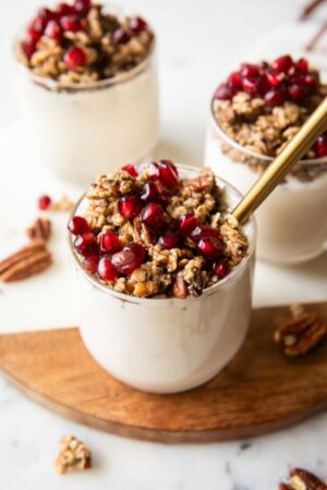 طرز تهیه پودینگ انار و گردوی پکان