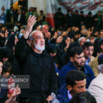 طنین ندای «هیهات من الذله» در جوار مزار شهید سلیمانی