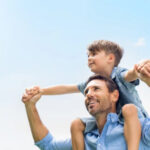 قرار نیست برای فرزندت ابرقهرمان باشی؛ یک والد واقعی کافی است!