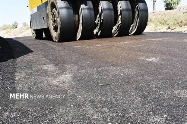 ماجرای یک پروژه عجیب در شهر ساری؛ کندن آسفالت جدید برای فیبر نوری