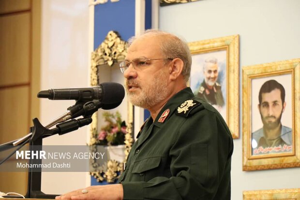 محبی: تولید قدرت از کارکردهای اقامه نماز در جامعه است