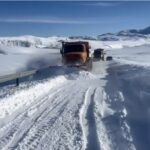 محور پیرانشهر - نقده و جاده سرچم به دلیل کولاک مسدود است