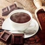 مزایای نوشیدنی کاکائو در زمستان که از آن بی خبر مانده اید