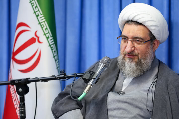 مطهری‌اصل: شعر علوی تجلی محبت خالص به امیرالمؤمنین(ع) است