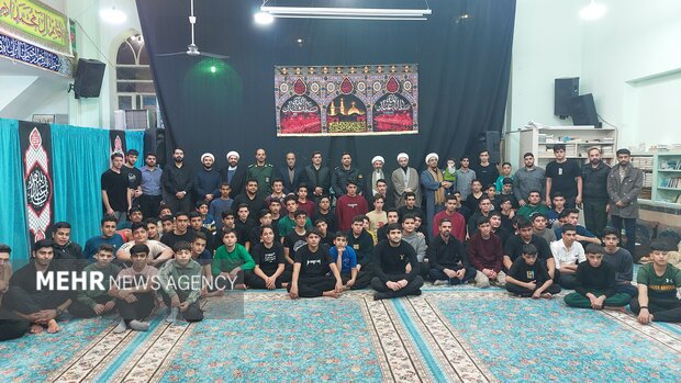 معتکفان نایین در سال جاری ۱۷ درصد افزایش یافت