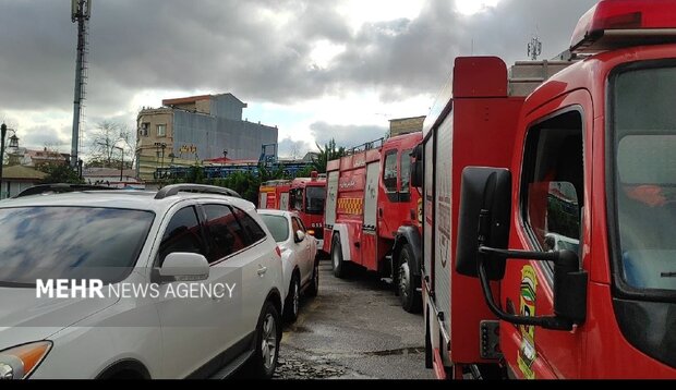 مومنی:مهار آتش‌سوزی در اتاقک UPS یک بیمارستان؛ حادثه مصدوم نداشت