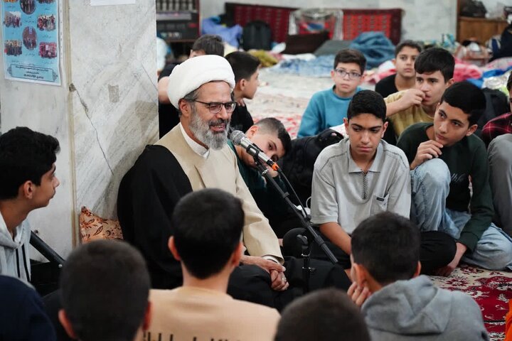 نوری: اعتکاف فضای معنوی جامعه را متحول کرده است