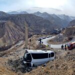 واژگونی یک دستگاه اتوبوس در جاده هراز/ ۶ دستگاه آمبولانس اعزام شدند