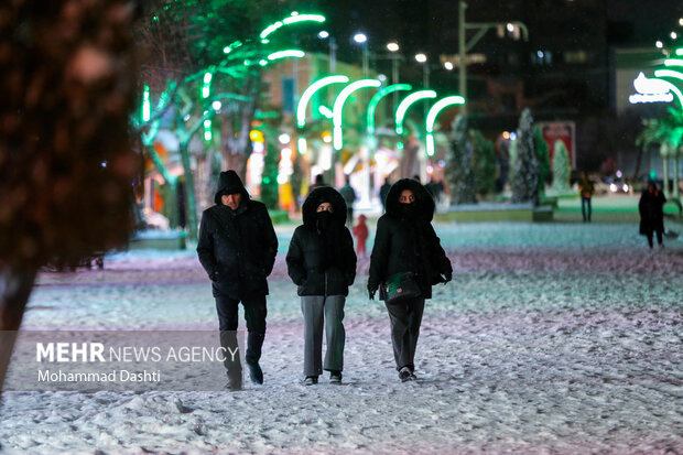 ورود سامانه کم فشار به استان سمنان؛ سرما و بارش در راه است سامانه کم فشار وارد شد؛ سرما و بارش در استان سمنان