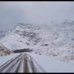 پاک‌سازی محورهای روستایی طالقان پس از بارش برف؛ محورهای اصلی باز است