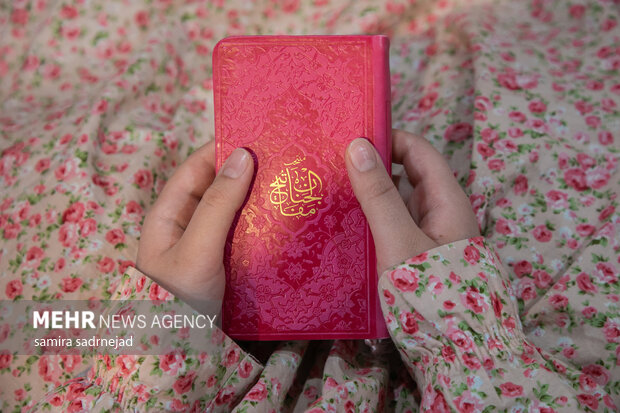 ۳ روز خلوت در شلوغی نوجوانی؛ روایت اعتکاف دختران دانش‌آموز در قوچان