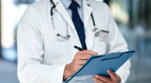 مهاجرت پزشکان و متخصصین به خارج از کشور