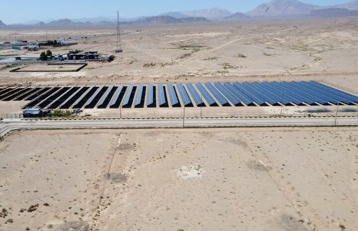 آغاز عملیات اجرایی ۱۷۱ مگاوات نیروگاه خورشیدی در خوزستان با حضور وزیر