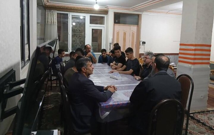 آغاز نخستین تجربه اسکیت دختران دانش‌آموز نابینا در سنندج