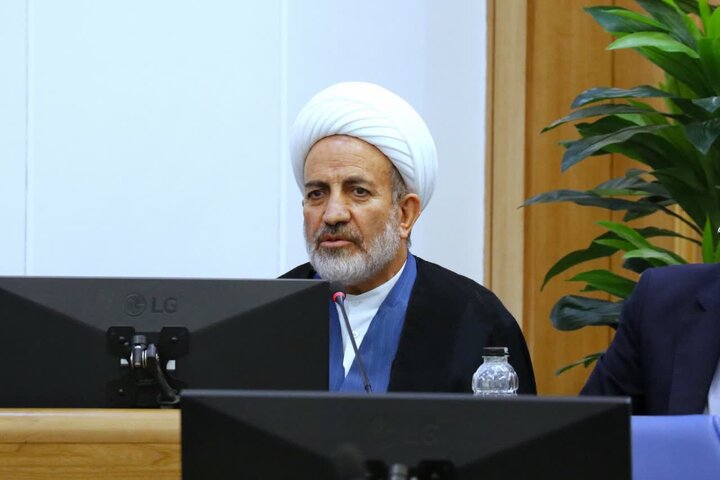 آمریکا و اسرائیل در مقابل مقاومت و اتحاد مردم ایران به زانو در می‌آیند