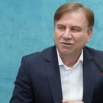 استاندار بوشهر: ۲ بیمارستان بزرگ تا سال آینده تکمیل می‌شود